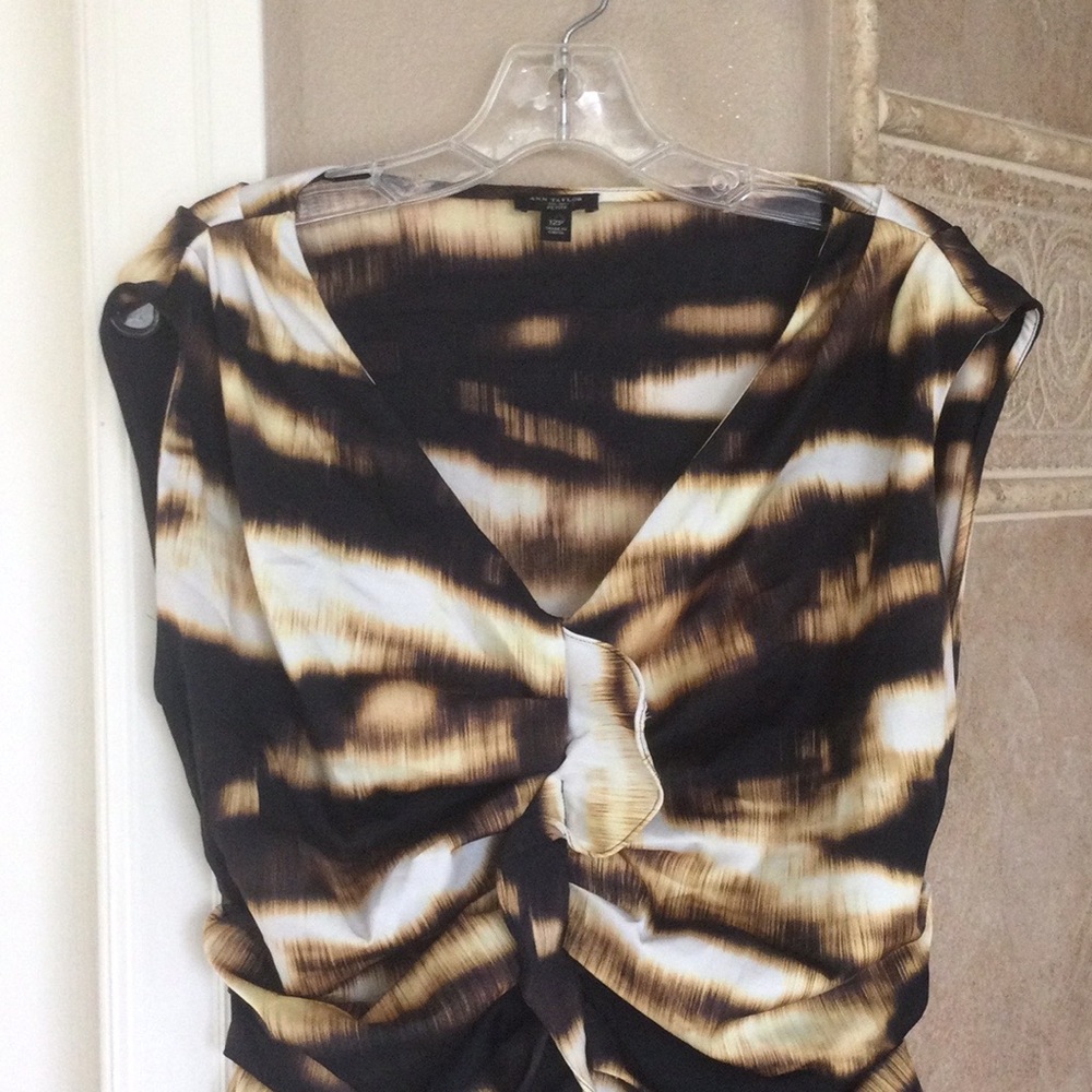 Ann Taylor Ruffled Top - Picture 3 of 6